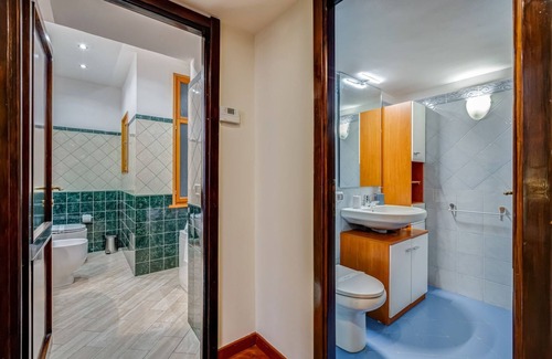 Vatican Villa | Apartment Vaticana - Two Bedroom Villa, Sleeps 6