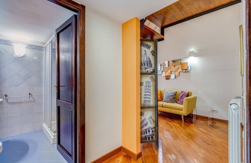 Vatican Villa | Apartment Vaticana - Two Bedroom Villa, Sleeps 6