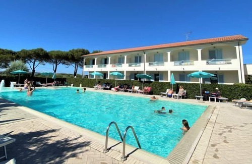 Vada Apartment | Apartment Ventola in Vada - 4 persons, 1 bedrooms