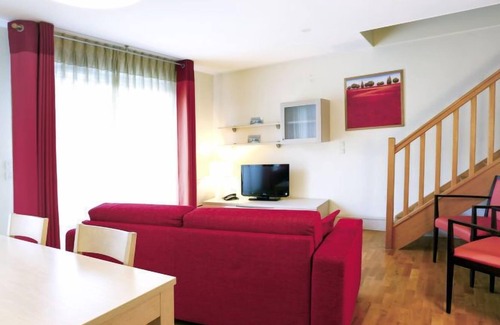 Divonne-les-Bains Apartment | Apartment Villa du Lac (DLB102) in Divonne-Les-Bains - 6 persons, 2 bedrooms