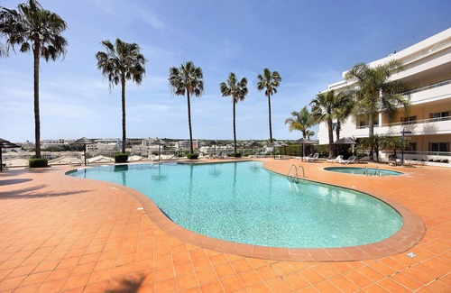 Porto de Mos Apartment | Apartment 'Villa Mós' with Sea View, Wi-Fi and Air Conditioning
