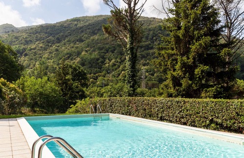 Aulla Apartment | Apartment "Villa Tiziana Relax" with Shared Pool & Wi-Fi