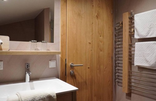 Damuels Bed & Breakfast | Apartment "Village" - Pension Edelweiss Bischof KG