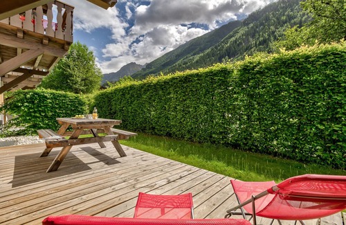 Chamonix City Centre Apartment | Apartment with Great Terrace near Piste & Centre