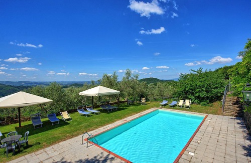 Greve in Chianti Apartment | Apartment with WIFI, pool, TV, patio, pets allowed, panoramic view, close to Greve In Chianti