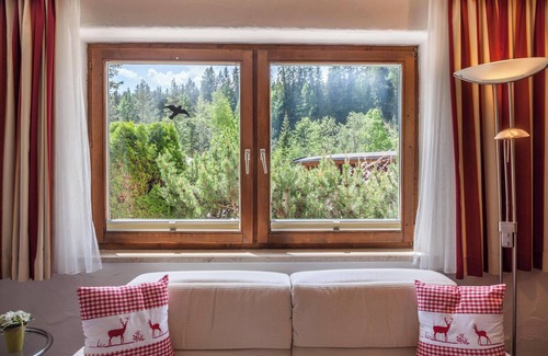 Leutasch Apartment | Apartment W1 Haus Ganghofer with Mountain View & Wi-Fi