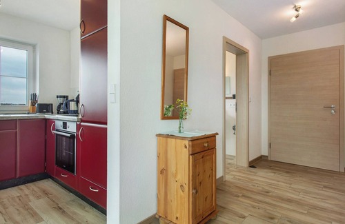 Waggershausen Apartment | Apartment 'Waldblick' with Shared Terrace, Shared Garden and Wi-Fi