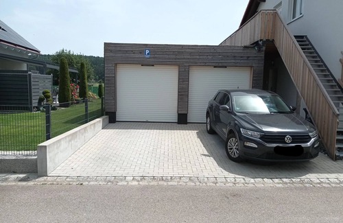 Unterallgau Apartment | Apartment "Waldblick" with Balcony & Wi-Fi