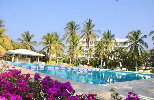 Playa Diamante Villa | Apartment with an Incredible Terrace in Acapulco Diamante