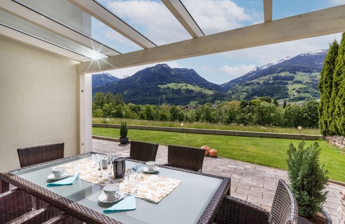 Hart im Zillertal House | Apartment with garden and terrace