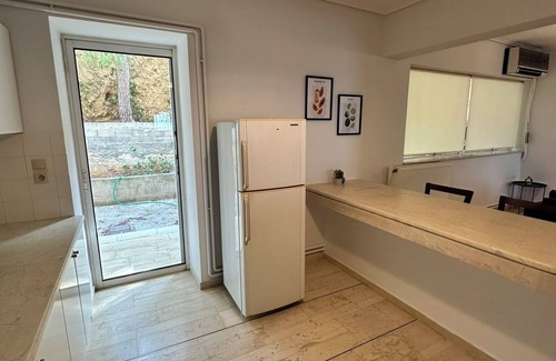 Kallitechnoupoli Apartment | Apartment with Garden in Rafina