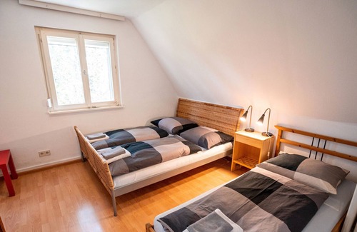 Kirchzarten Apartment | Apartment with 2 bedrooms and access to shared bathroom facilities