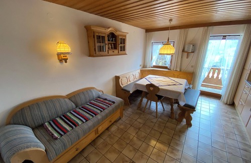 Samerberg Apartment | Apartment with 2 bedrooms, living room, kitchen, bathroom and balcony