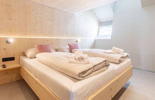 Irdning-Donnersbachtal Apartment | Apartment with 3 bedrooms & sauna