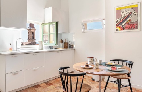 Old Town Apartment | Apartment with a view on the city and the sea