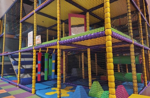 Hele Apartment | Apartment with Access to Pool, Spa & Soft play