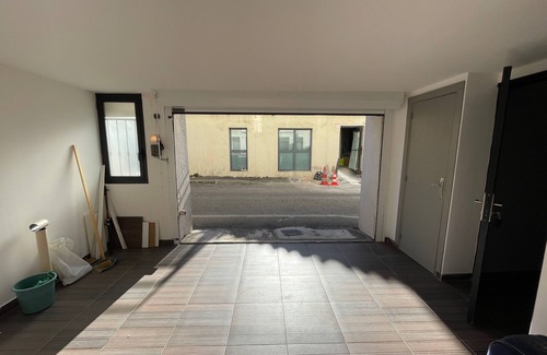 Mazargues Apartment | Apartment with backyard and small private garage in the heart of Mazargues