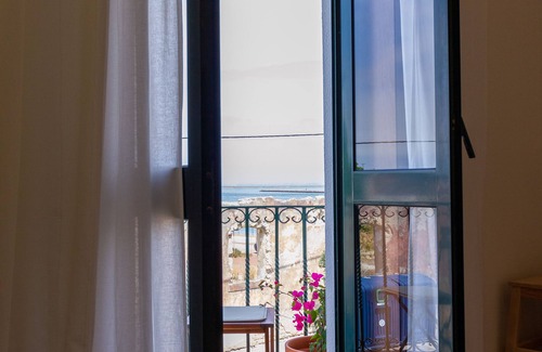 Sao Jacinto Apartment | Apartment With Balcony and View of Ria, São Jacinto