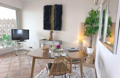 Ajaccio Apartment | Apartment with balcony - sea view