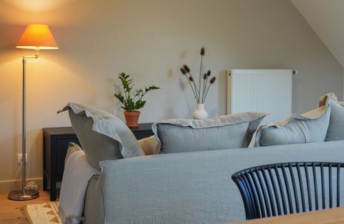 Bergheim Apartment | Apartment with beautiful view of the vineyards and the 3 castles of Ribeauvillé