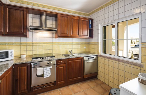 Benagil House | Apartment with beautiful terrace, sea-views