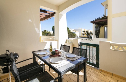 Benagil House | Apartment with beautiful terrace, sea-views