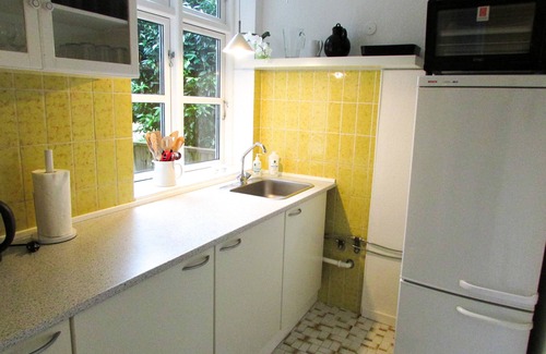 Hovedgard Apartment | Apartment With Big Private Terrace & Private Park - Families & Couples