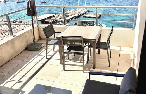 Propriano Apartment | Apartment with direct beach access, sleeps 4, air-conditioned, car park