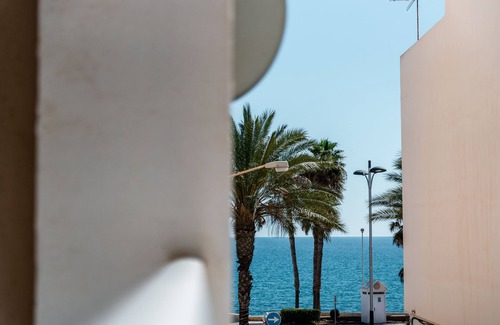 Roquetas de Mar Apartment | Apartment with pool, 100m from beach