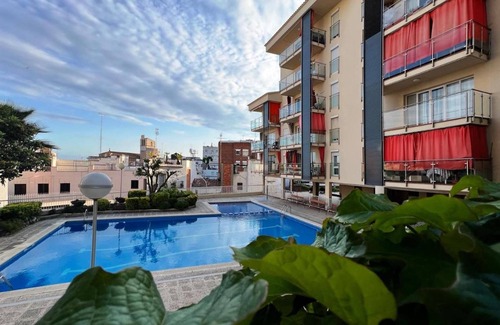 Sant Pol De Mar Apartment | Apartment with pool 300m beach and train
