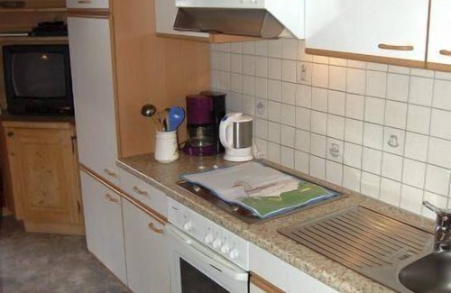 Fuegen Apartment | Apartment with free internet access