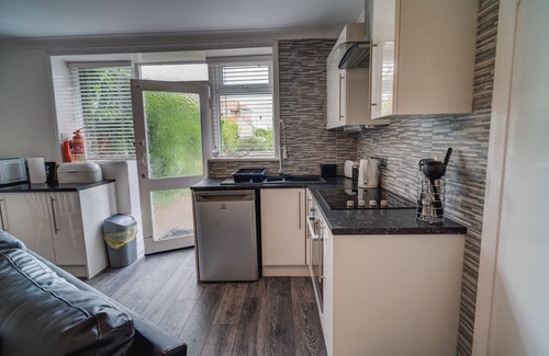Colwyn Bay Apartment | Apartment with Garden View at Beachmount Holiday Apartments