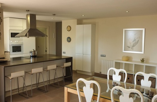 Calonge Apartment | Apartment with garden and salt swimming pool, in the heart of the Costa Brava