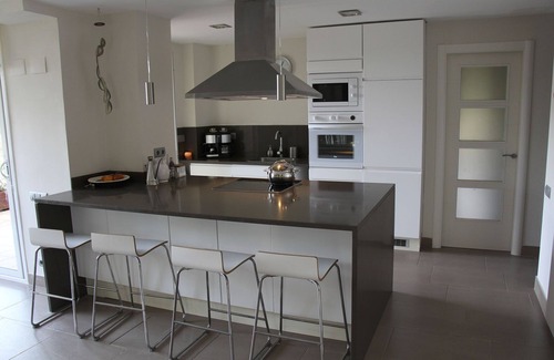Calonge Apartment | Apartment with garden and salt swimming pool, in the heart of the Costa Brava