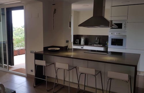 Calonge Apartment | Apartment with garden and salt swimming pool, in the heart of the Costa Brava