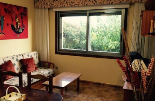 Aios Apartment | Apartment with garden and views of the countryside.