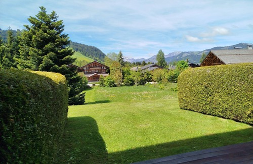 Le Planellet Apartment | Apartment with garden on the snow front