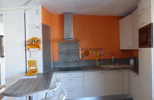 Port Grimaud Apartment | Apartment With Large Terrace On Canals