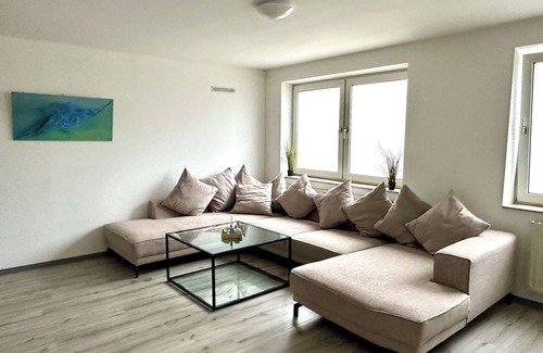 Alsdorf Apartment | Apartment with parking lot 15 min to Aachen