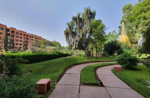 Hivernage Apartment | Apartment with pool and garden