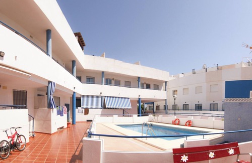 San Jose Apartment | Apartment with pool near the beach and a park with sports facilities.