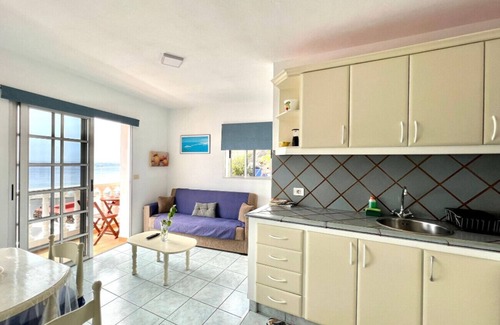 Puerto de la Estaca Apartment | Apartment with Private Terrace and Panoramic Sea Views