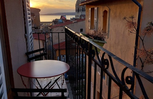 Quartier du Panier Apartment | Apartment with sea view in the heart of the Panier