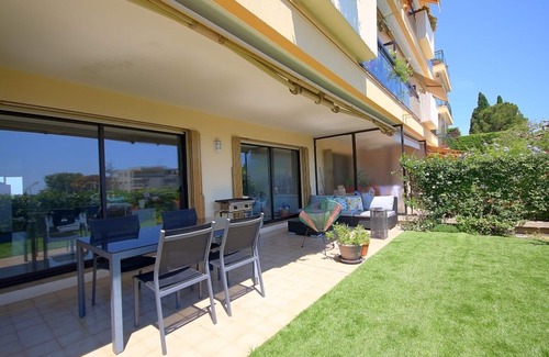 Antibes Apartment | Apartment with Sea View and Pool