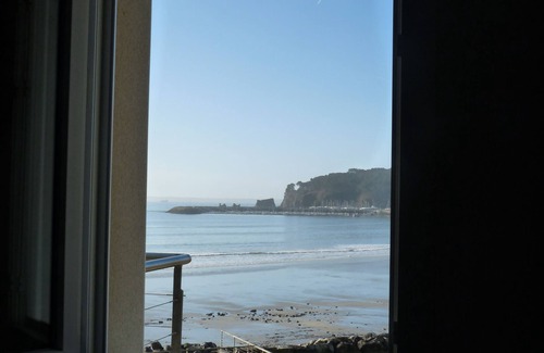 Crozon Apartment | Apartment with sea view in Morgat