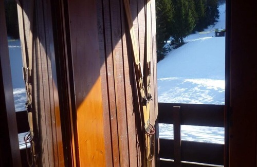 Les Avanchers-Valmorel Apartment | Apartment with stunning views ideally situated on the slopes and shops nearby.