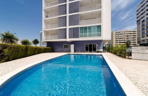 Portimao Apartment | Apartment with swimming pool/WIFI in quiet surroundings (ideal for families)