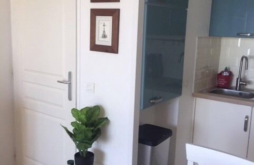 Crozon Apartment | apartment with terrace, pool and sea view!