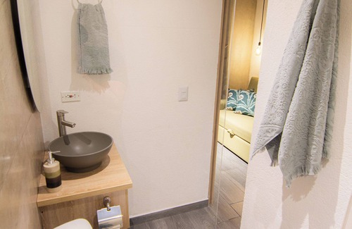 Suramericana Hotel | Apartment with view of the city in Laureles