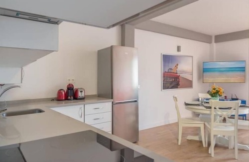 El Molinillo Apartment | Apartment with wifi and A/C near Málaga's center